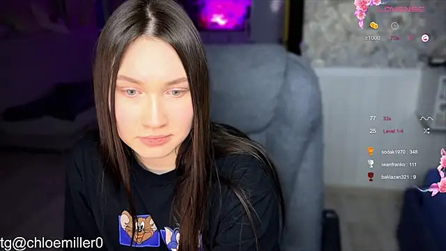 Snapshot of ChloeMillerMeow chatting on February 3, 10:43 pm ChloeMillerMeow online show from February 3, 10:43 pm