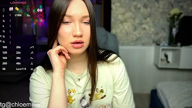 Snapshot of ChloeMillerMeow chatting on January 22, 5:37 am ChloeMillerMeow online show from January 22, 5:37 am