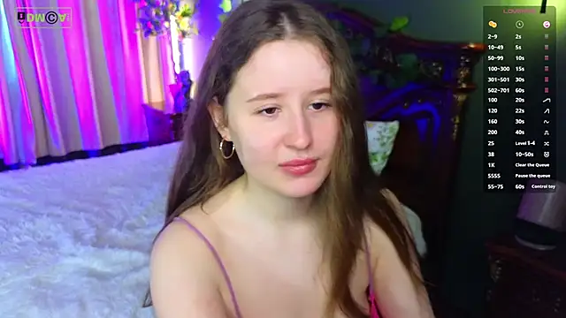 SquirtBabee online show from April 13, 2:10 pm