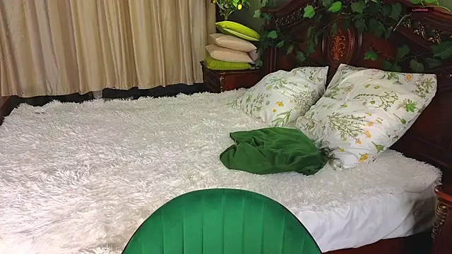 SquirtBabee online show from February 25, 3:34 pm