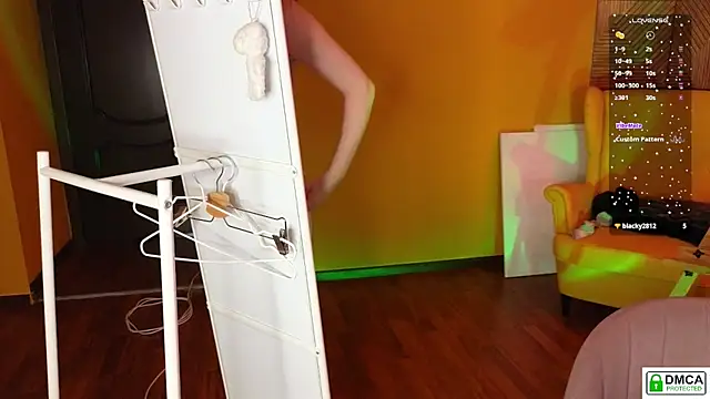 SquirtBabee online show from October 15, 5:10 pm