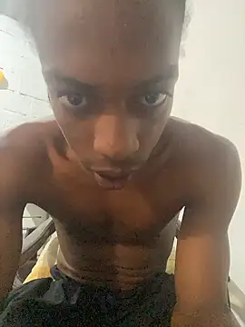 Larry-n-clouds online show from January 10, 6:47 pm