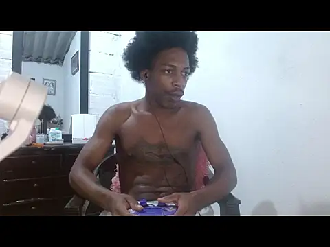 Larry-n-clouds online show from May 17, 12:10 am