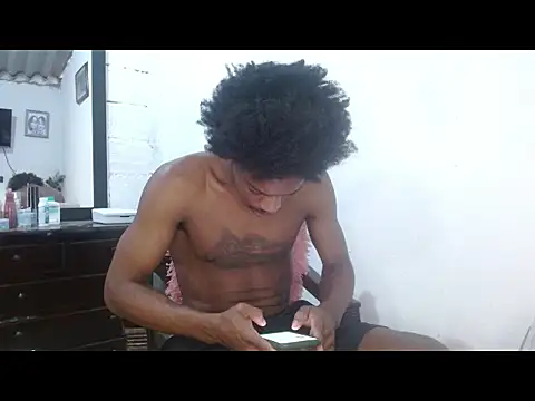 Larry-n-clouds online show from May 20, 5:10 pm
