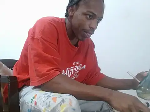 Snapshot of Larry-n-clouds chatting on February 11, 5:02 pm Larry-n-clouds online show from February 11, 5:02 pm