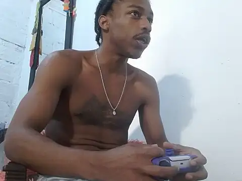 Snapshot of Larry-n-clouds chatting on February 28, 6:40 pm Larry-n-clouds online show from February 28, 6:40 pm