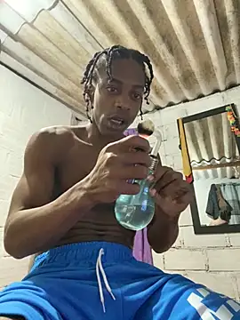 Larry-n-clouds online show from November 22, 3:05 am