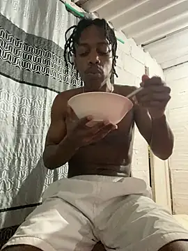 Larry-n-clouds online show from December 15, 10:43 am