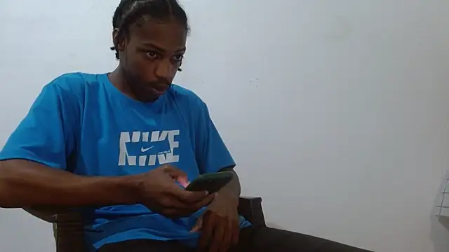 Snapshot of Larry-n-clouds chatting on February 16, 4:05 pm Larry-n-clouds online show from February 16, 4:05 pm