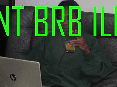 Larry-n-clouds online show from May 27, 9:11 pm