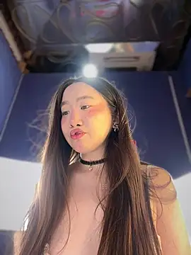 Asianpie  online show from February 12, 11:59 pm