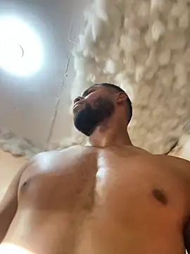 Snapshot of juanDE289 chatting on July 19, 9:55 pm juanDE289 online show from July 19, 9:55 pm