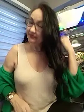 CamilleDesire online show from March 4, 5:24 pm