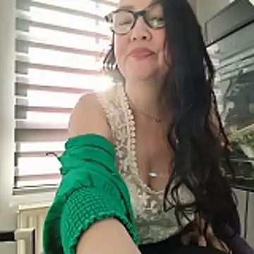 CamilleDesire online show from April 8, 4:41 pm