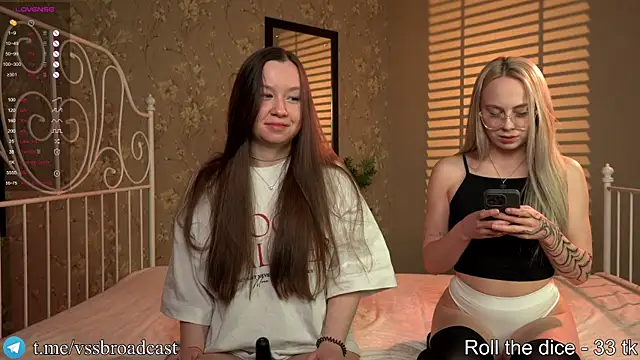 Snapshot of stayin_alive_ chatting on January 15, 2:20 pm stayin alive online show from January 15, 2:20 pm