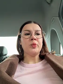 RinaCat online show from March 26, 5:17 am