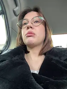 RinaCat online show from March 10, 5:44 am