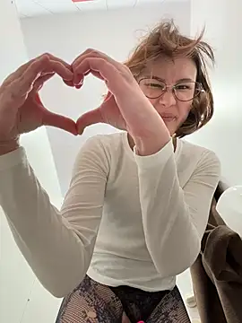 RinaCat online show from March 27, 8:26 am