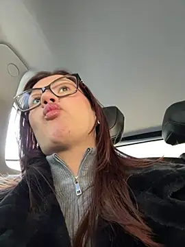 Snapshot of RinaCat chatting on February 25, 5:19 am RinaCat online show from February 25, 5:19 am