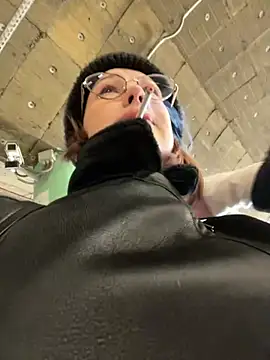 RinaCat online show from February 21, 5:20 am