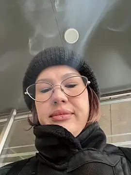 RinaCat online show from February 11, 4:01 am