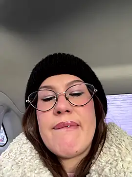 RinaCat online show from January 9, 7:26 am