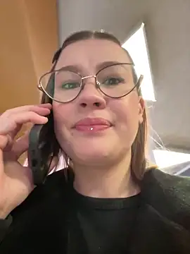 RinaCat online show from March 11, 5:23 am