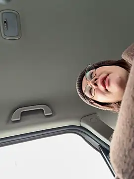 RinaCat online show from March 23, 5:51 am