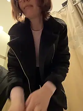 RinaCat online show from March 17, 5:43 am