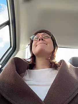 RinaCat online show from March 24, 5:40 am