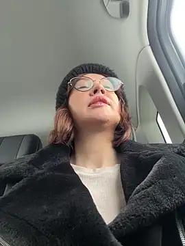 RinaCat online show from February 17, 5:05 am