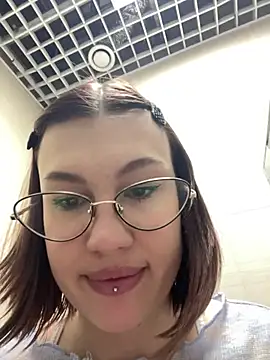 RinaCat online show from February 4, 3:23 am