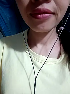 Snapshot of Hana_love20 chatting on September 28, 8:43 am Hana love20 online show from September 28, 8:43 am