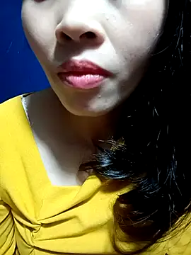 Snapshot of Hana_love20 chatting on March 6, 10:30 am Hana love20 online show from March 6, 10:30 am