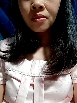Snapshot of Hana_love20 chatting on March 14, 7:15 am Hana love20 online show from March 14, 7:15 am