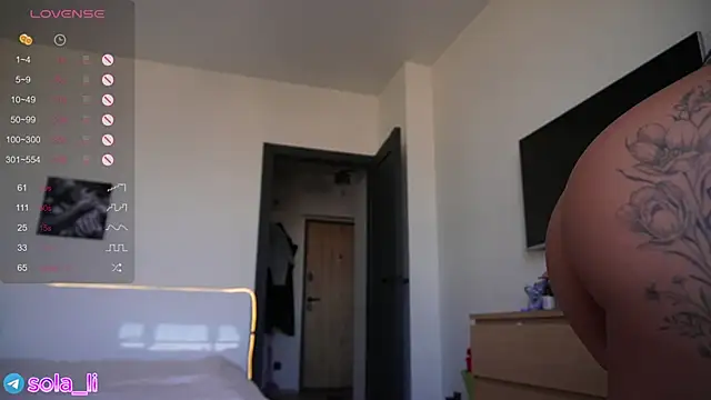 Sola LI online show from October 17, 5:00 am