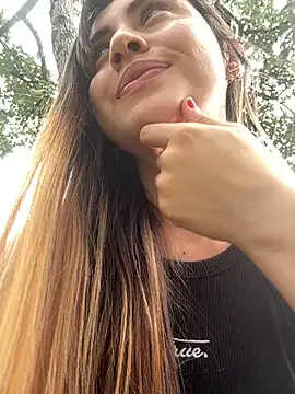 Snapshot of Nicol_Swift_ chatting on January 23, 6:56 pm Nicol Swift online show from January 23, 6:56 pm