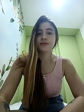 Snapshot of Nicol_Swift_ chatting on December 28, 9:31 am Nicol Swift online show from December 28, 9:31 am
