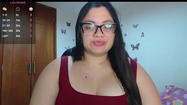 Snapshot of Sarahros1 chatting on October 19, 10:56 pm Sarahros1 online show from October 19, 10:56 pm