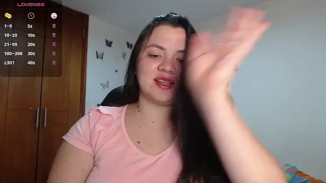 Snapshot of Sarahros1 chatting on September 24, 4:19 am Sarahros1 online show from September 24, 4:19 am