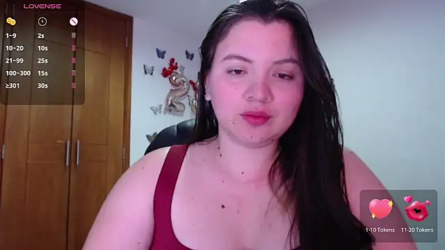 Snapshot of Sarahros1 chatting on January 21, 4:32 am Sarahros1 online show from January 21, 4:32 am