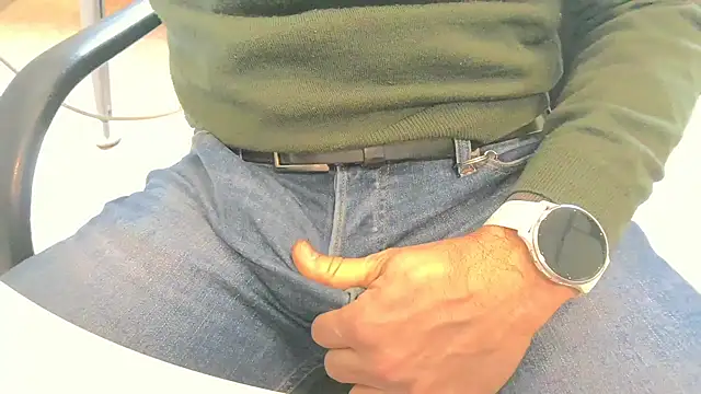 alessandroman2114 online show from February 16, 11:20 am