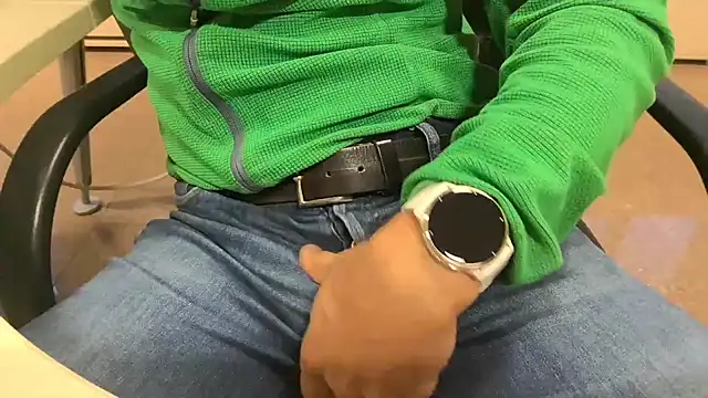 alessandroman2114 online show from November 2, 4:01 pm