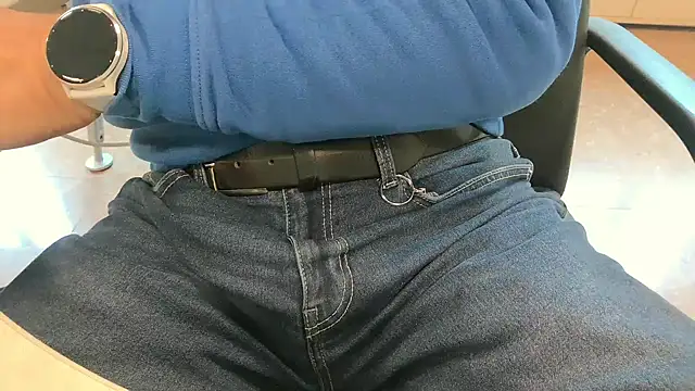 alessandroman2114 online show from January 9, 11:17 am