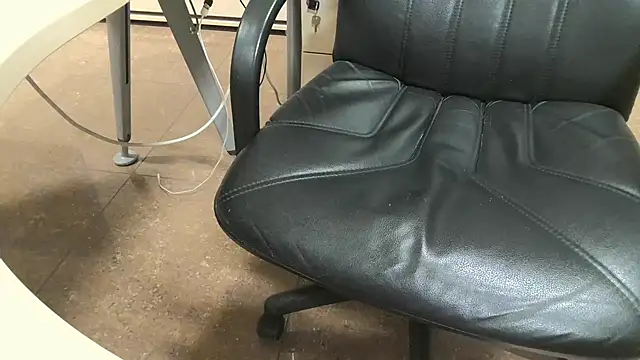 alessandroman2114 online show from November 14, 5:38 pm