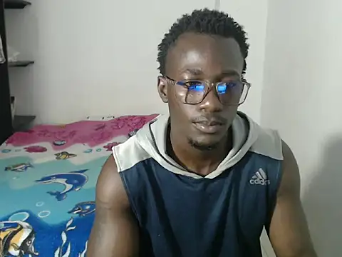  Lowmaypalacios online show from March 19, 1:44 pm