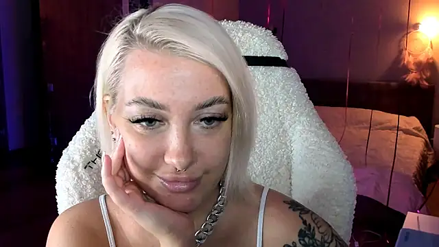 tykioty Miley online show from March 2, 3:19 pm