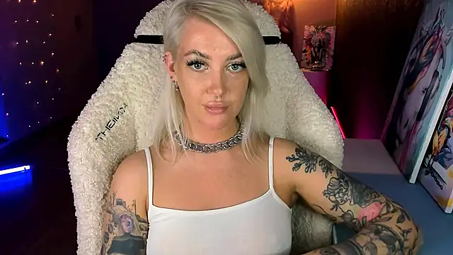 tykioty Miley online show from May 7, 1:47 pm