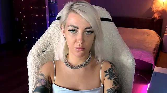 tykioty Miley online show from December 3, 3:22 pm