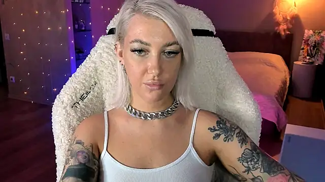 tykioty Miley online show from November 8, 11:03 am